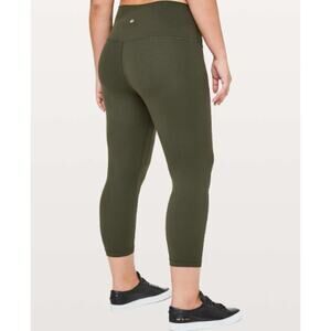 Lululemon Women's Align Crop 21" Olive Green High Rise Yoga Pants Size 4